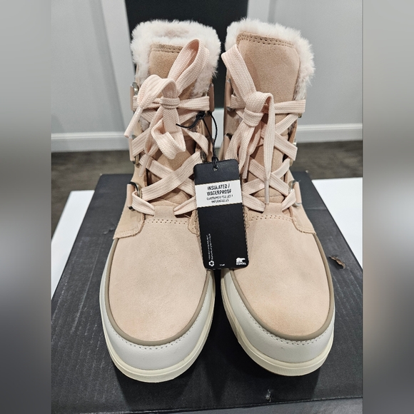 Ladies NWT Sorel Winter Boots - Picture 3 of 9